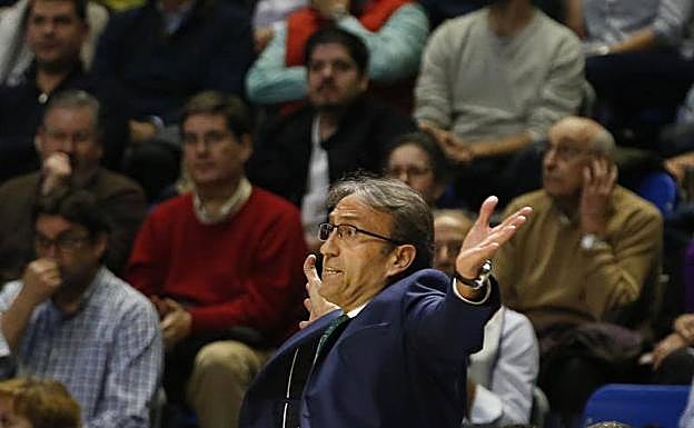 «Justo antes de anotar los dos triples, Alberto Díaz me pidió el cambio»