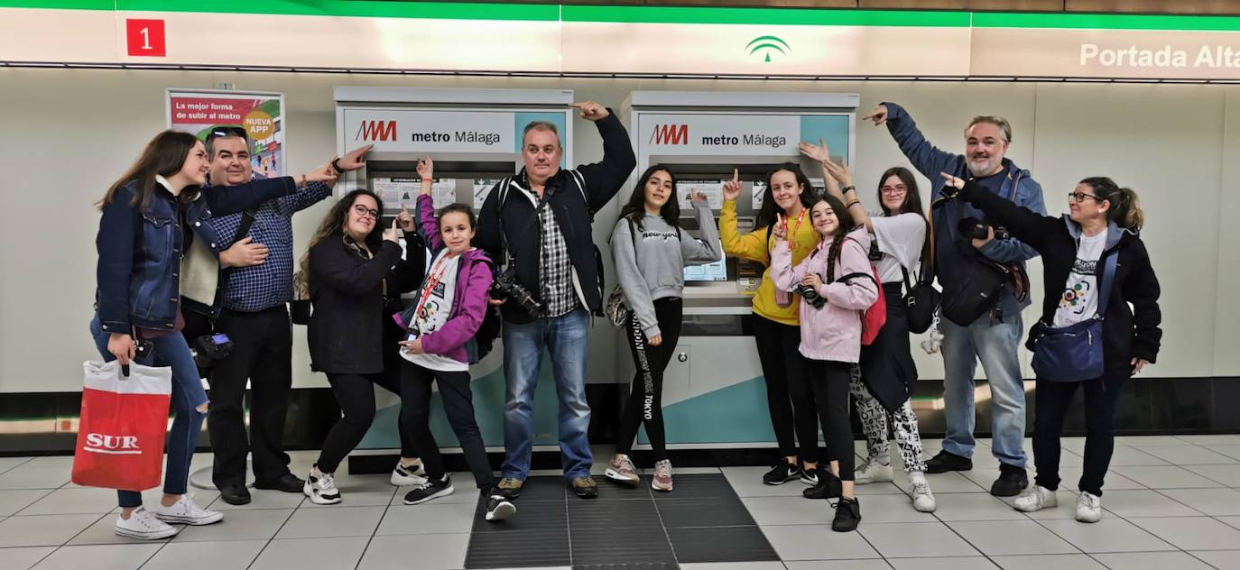 La prueba, que cumple este año su décima edición, reúne a decenas de aficionados al mundo de la imagen en Málaga para pasar una jornada lúdica y de convivencia en torno a la fotografía