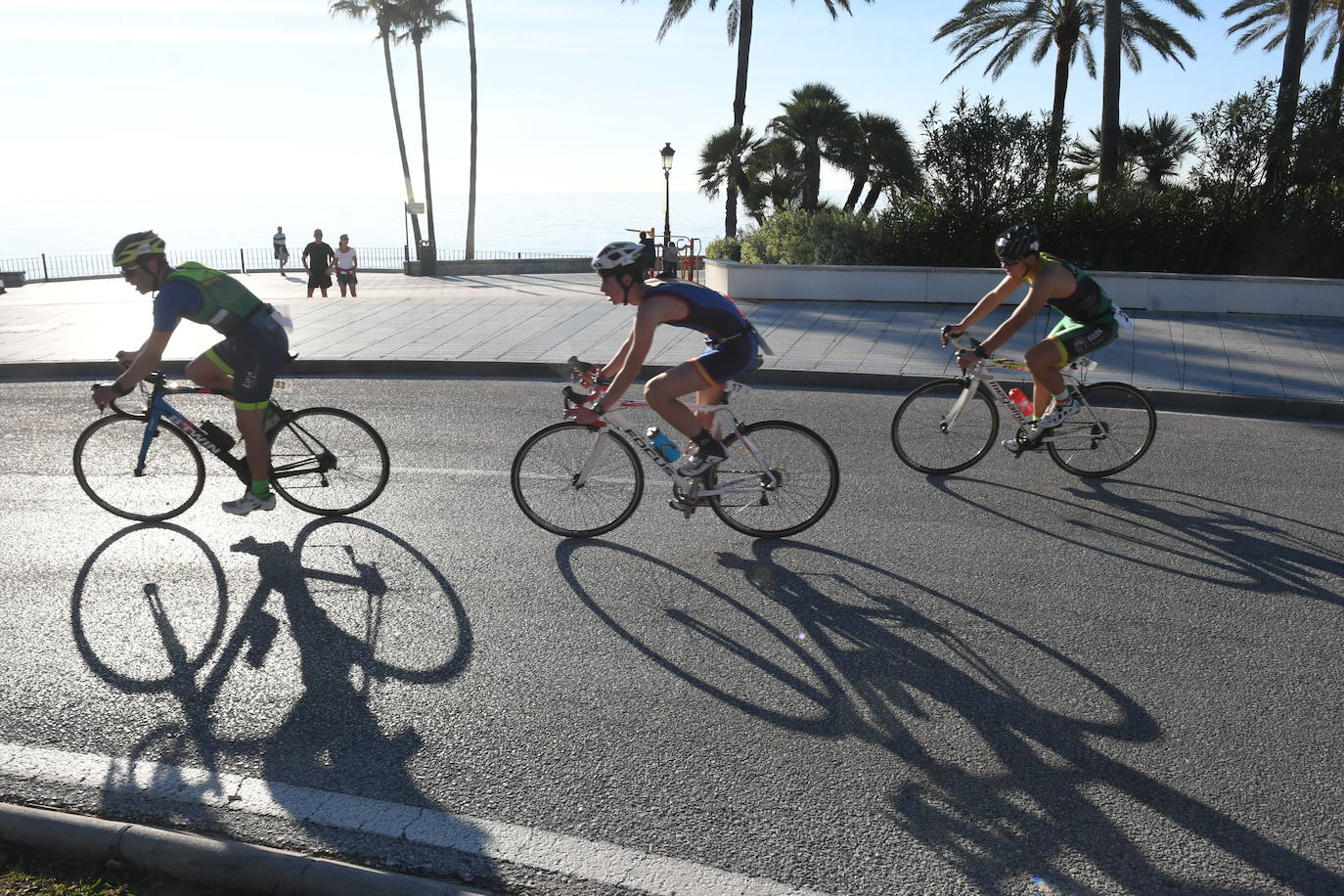 Unos 800 atletas se han dado cita en esta cita deportiva que incluye esta edición como novedad una promoción para deportistas no federados de categorías alevín e infantil