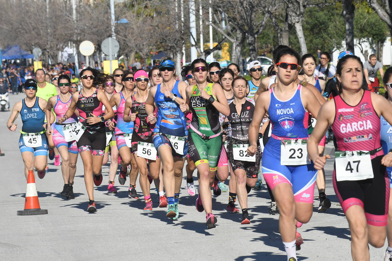 Unos 800 atletas se han dado cita en esta cita deportiva que incluye esta edición como novedad una promoción para deportistas no federados de categorías alevín e infantil