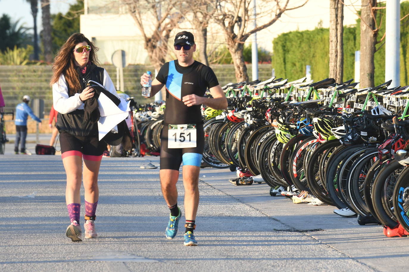 Unos 800 atletas se han dado cita en esta cita deportiva que incluye esta edición como novedad una promoción para deportistas no federados de categorías alevín e infantil