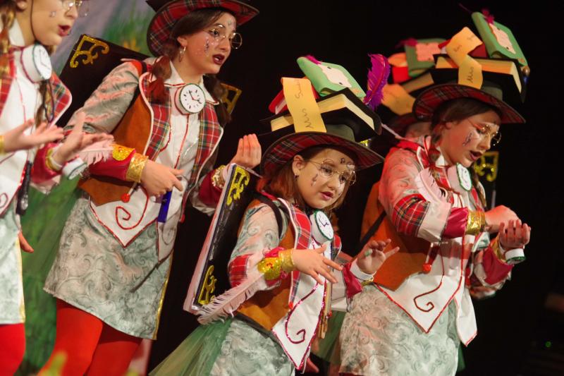 La comparsa infantil 'Ojeras de aprendiz'.