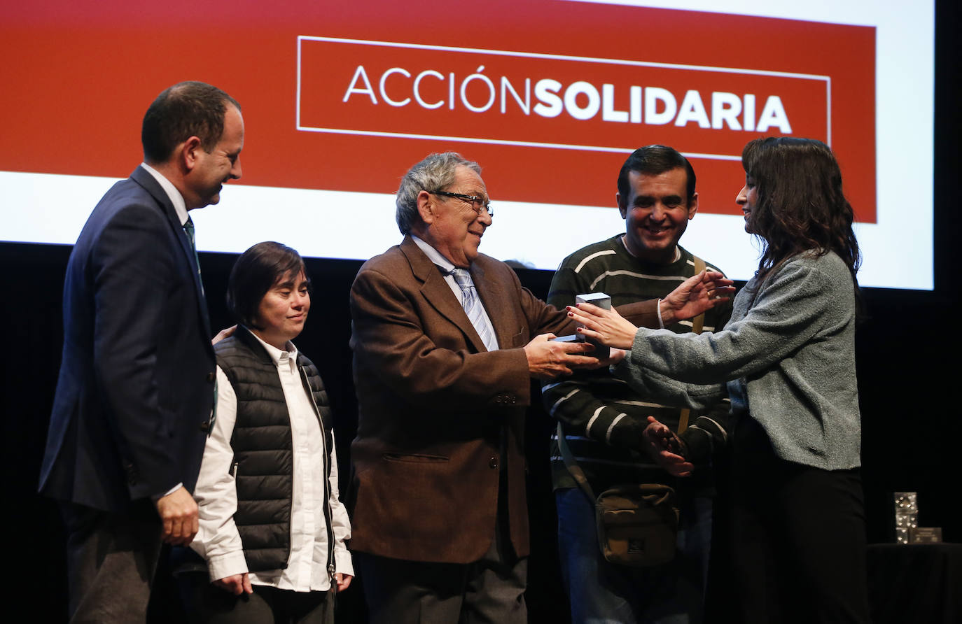 Entrega de galardones al compromiso social de distintas asociaciones malagueñas en el Museo Picasso con Diario SUR y Fundación La Caixa