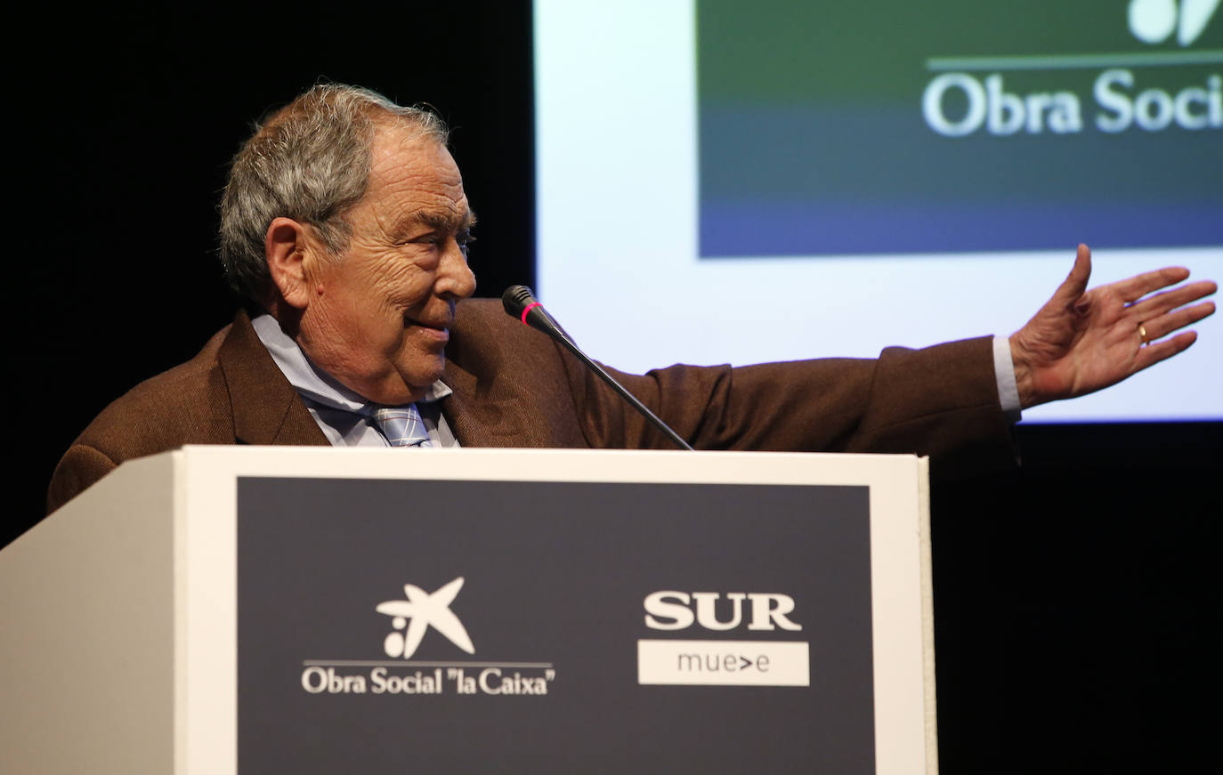 Entrega de galardones al compromiso social de distintas asociaciones malagueñas en el Museo Picasso con Diario SUR y Fundación La Caixa