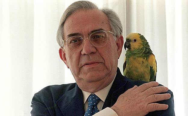 Rafael Pérez Estrada: El abogado que agitó la poesía