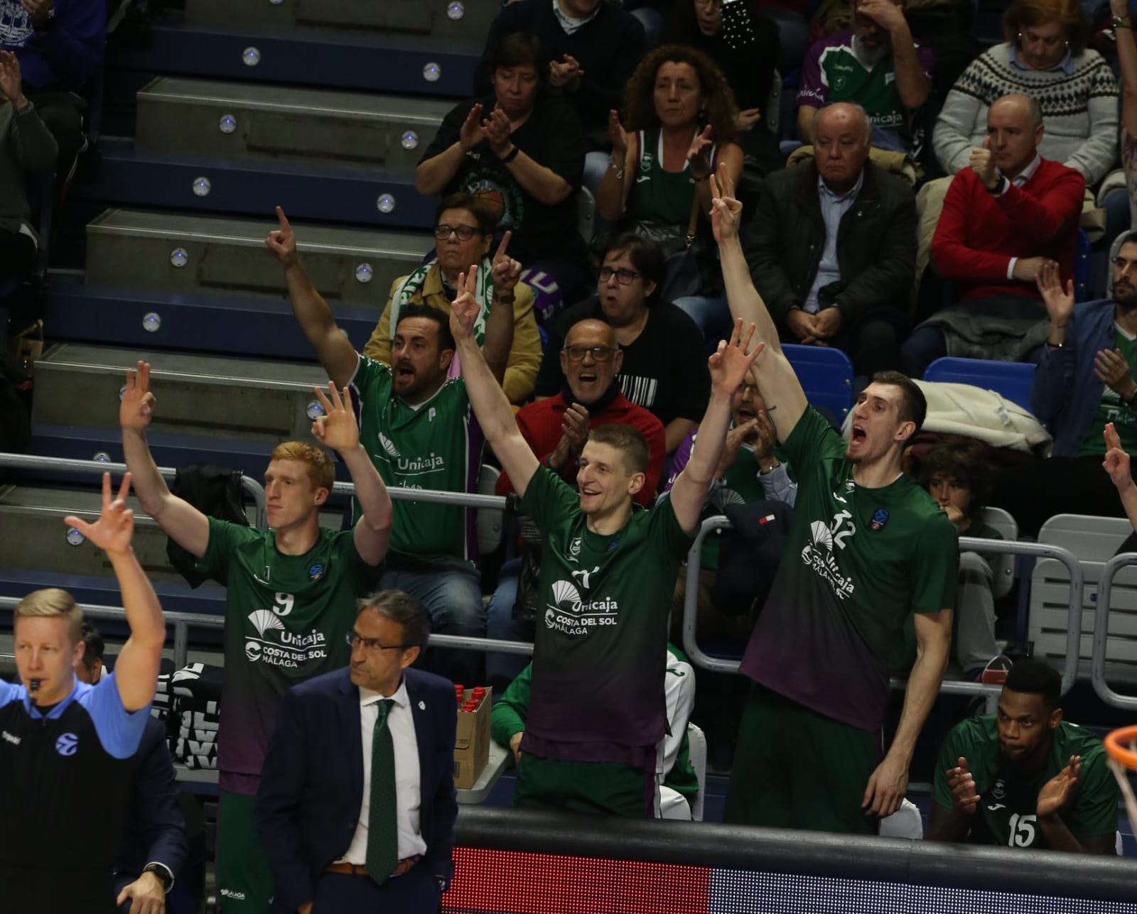 El conjunto malagueño recibió al equipo turco en un partido clave cara a la siguiente fase de la Eurocup