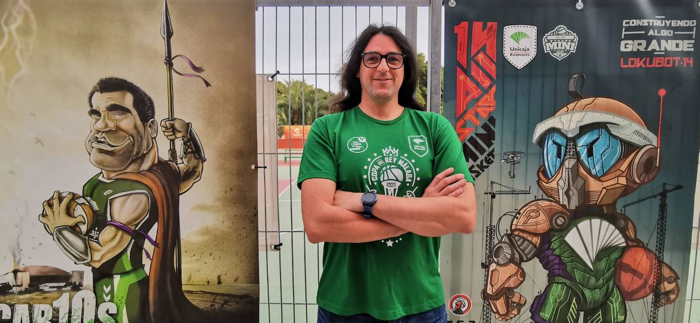 Fotos: Exposición de carteles y caricaturas de baloncesto de Jesús Roldán