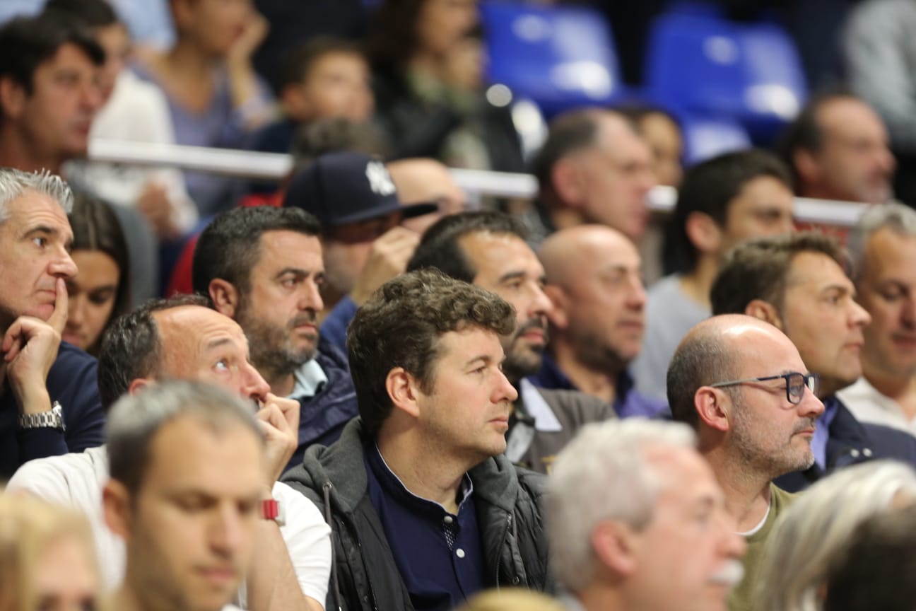 Llenazo en el Carpena para ver el Real Madrid-Valencia y el Unicaja-Andorra