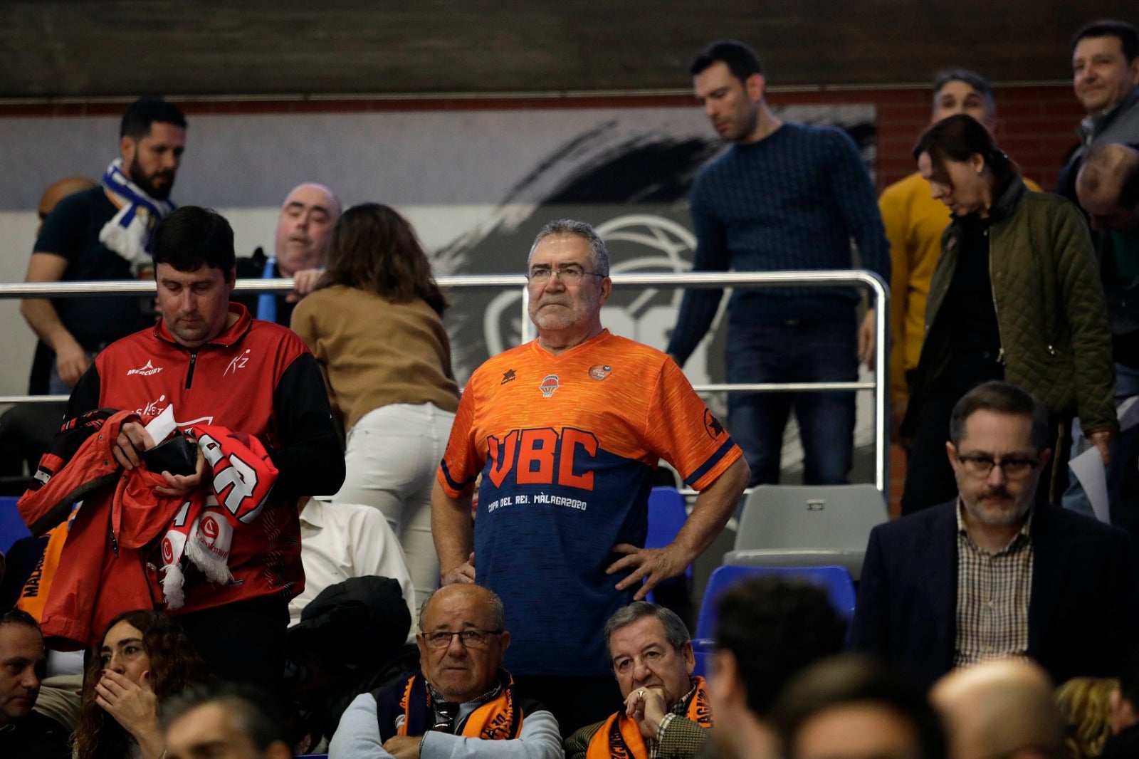 Llenazo en el Carpena para ver el Real Madrid-Valencia y el Unicaja-Andorra