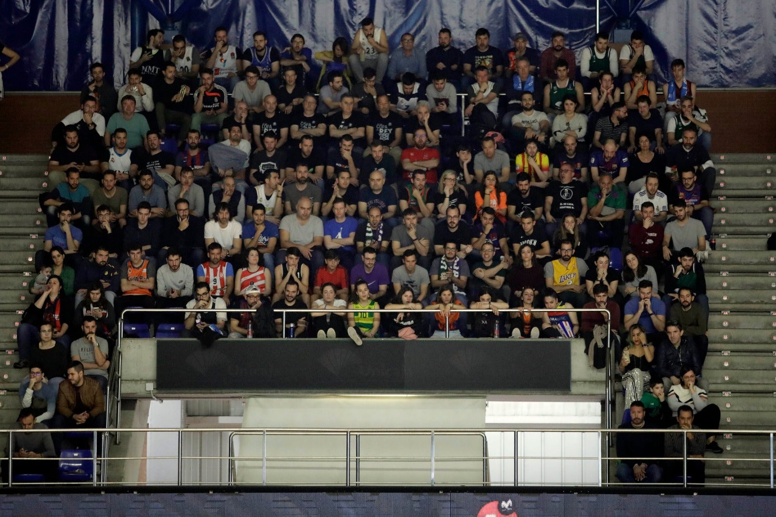 Llenazo en el Carpena para ver el Real Madrid-Valencia y el Unicaja-Andorra