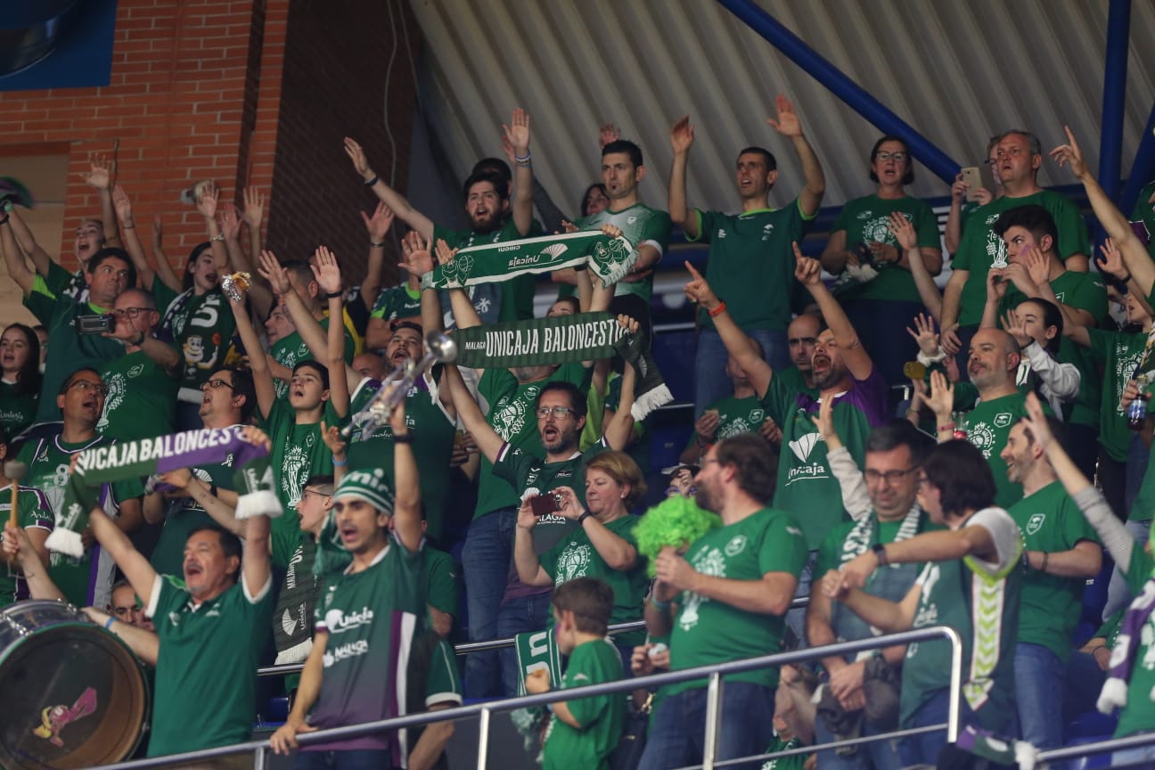 Llenazo en el Carpena para ver el Real Madrid-Valencia y el Unicaja-Andorra