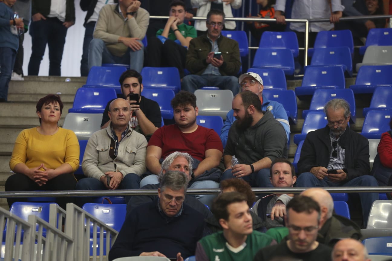 Gradas llenas en el Martín Carpena para ver el Unicaja-Real Madrid