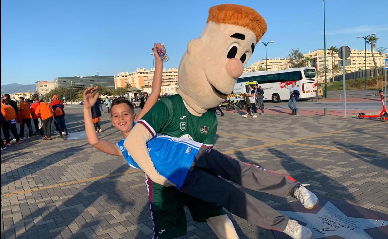Adrián, este domingo, con Chicui. 