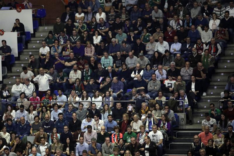 Gradas llenas en el Martín Carpena para ver el Unicaja-Real Madrid