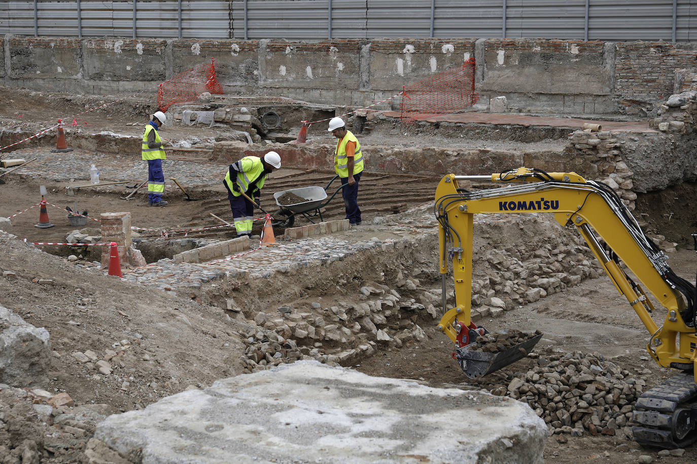 Fotos: Excavaciones arqueológicas en la parcela del Astoria