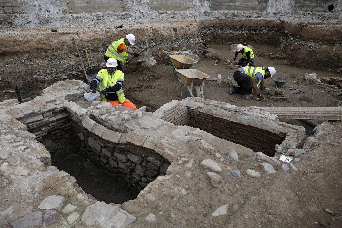 Fotos: Excavaciones arqueológicas en la parcela del Astoria