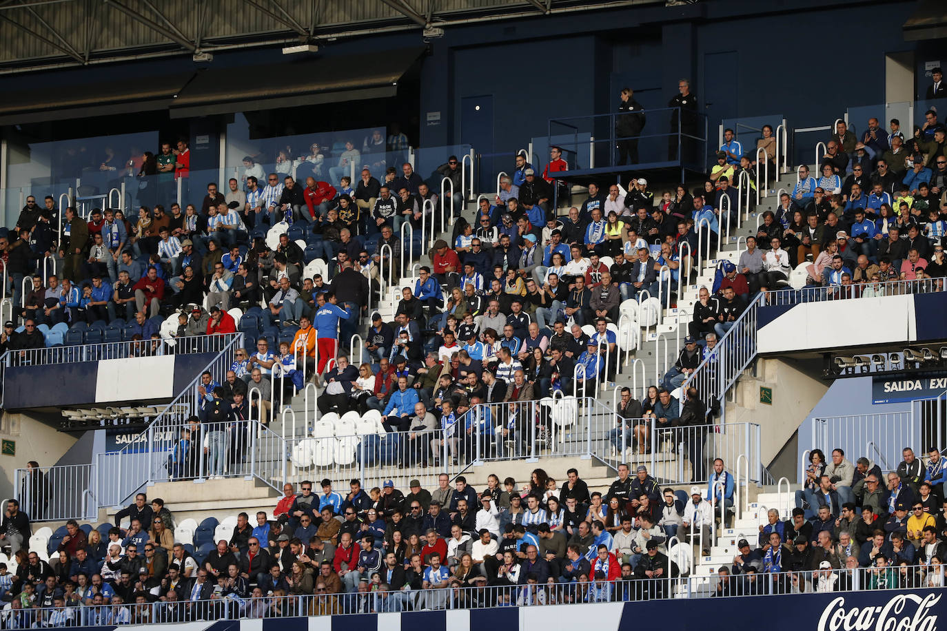 Fotos: ¿Estuviste en el Málaga-Racing? Búscate en las gradas de La Rosaleda