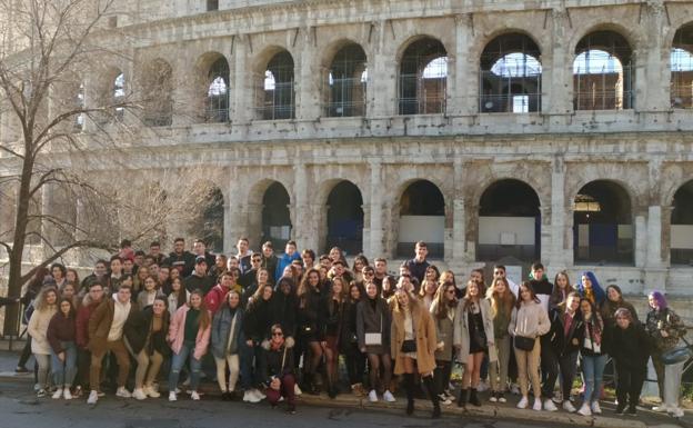 Al menos diez colegios de Málaga, de viaje de estudios por Italia en plena crisis del coronavirus