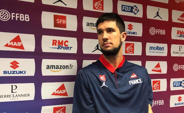 Axel Bouteille, en una rueda de prensa con la selección francesa. 