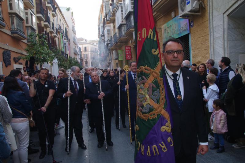 La talla del Coronado de Espinas entró en la Catedral para presidir el ejercicio, organizado por la Agrupación de Cofradías