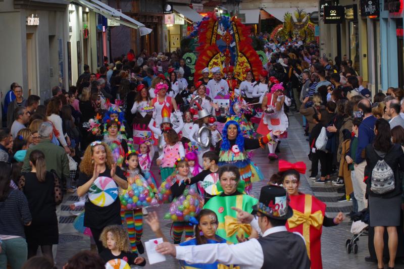 Los disfraces llenaron las calles del Centro Histórico en uno de los días grandes de esta 40 edición de la fiesta