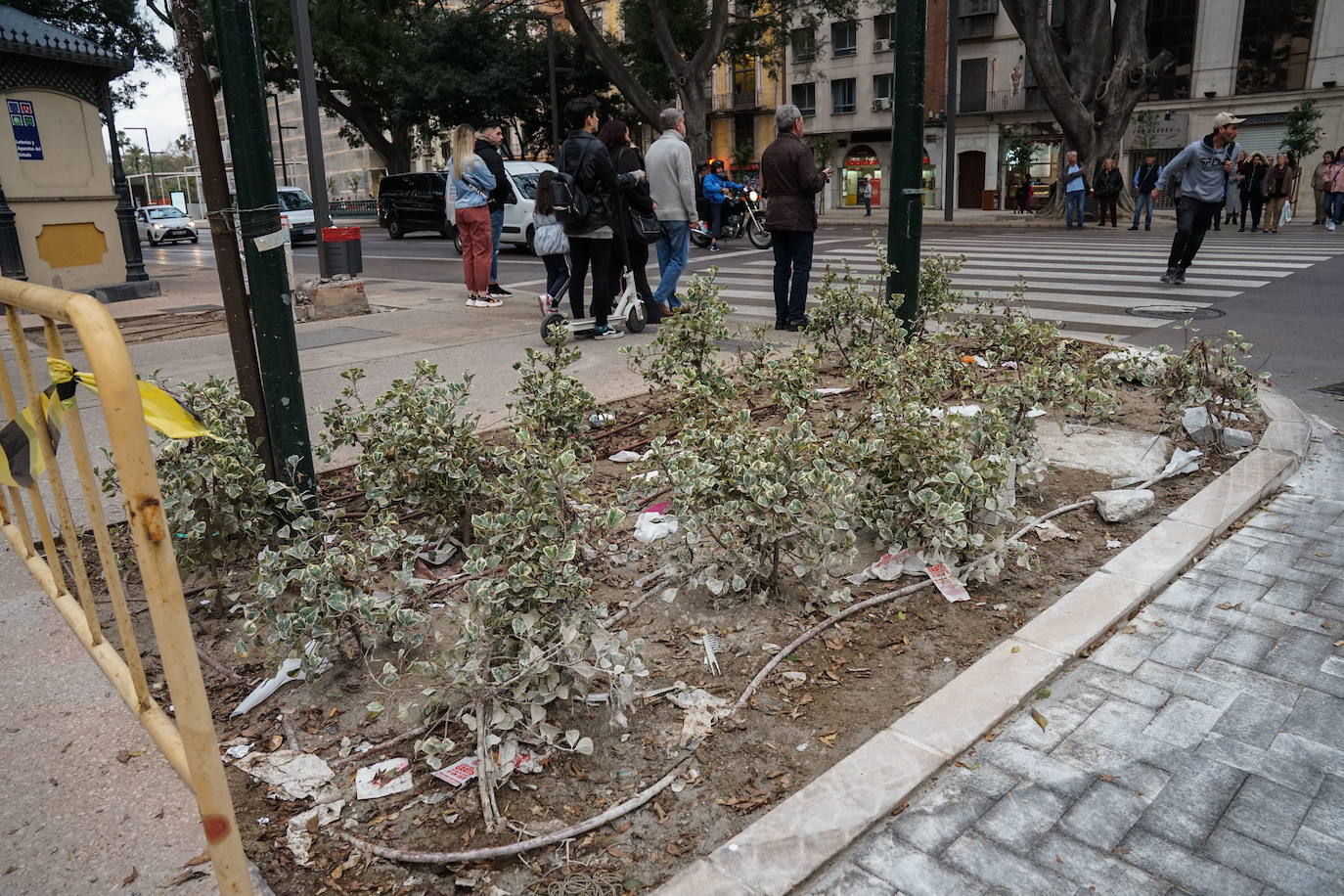 Fotos: Las zonas verdes de la nueva Alameda Principal, muy deterioradas