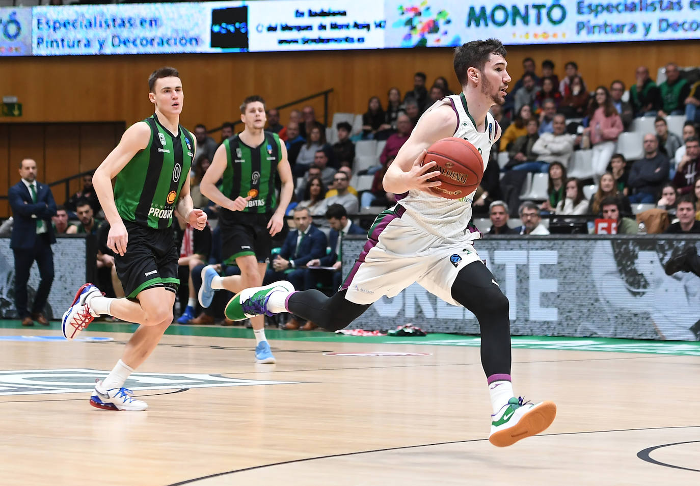 Fotos: El Joventut-Unicaja de Eurocup, en imágenes