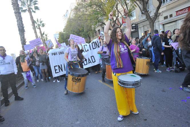 Fotos: La marcha del 8M en Málaga, en imágenes