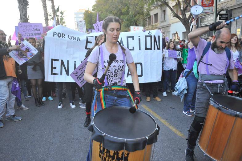 Fotos: La marcha del 8M en Málaga, en imágenes