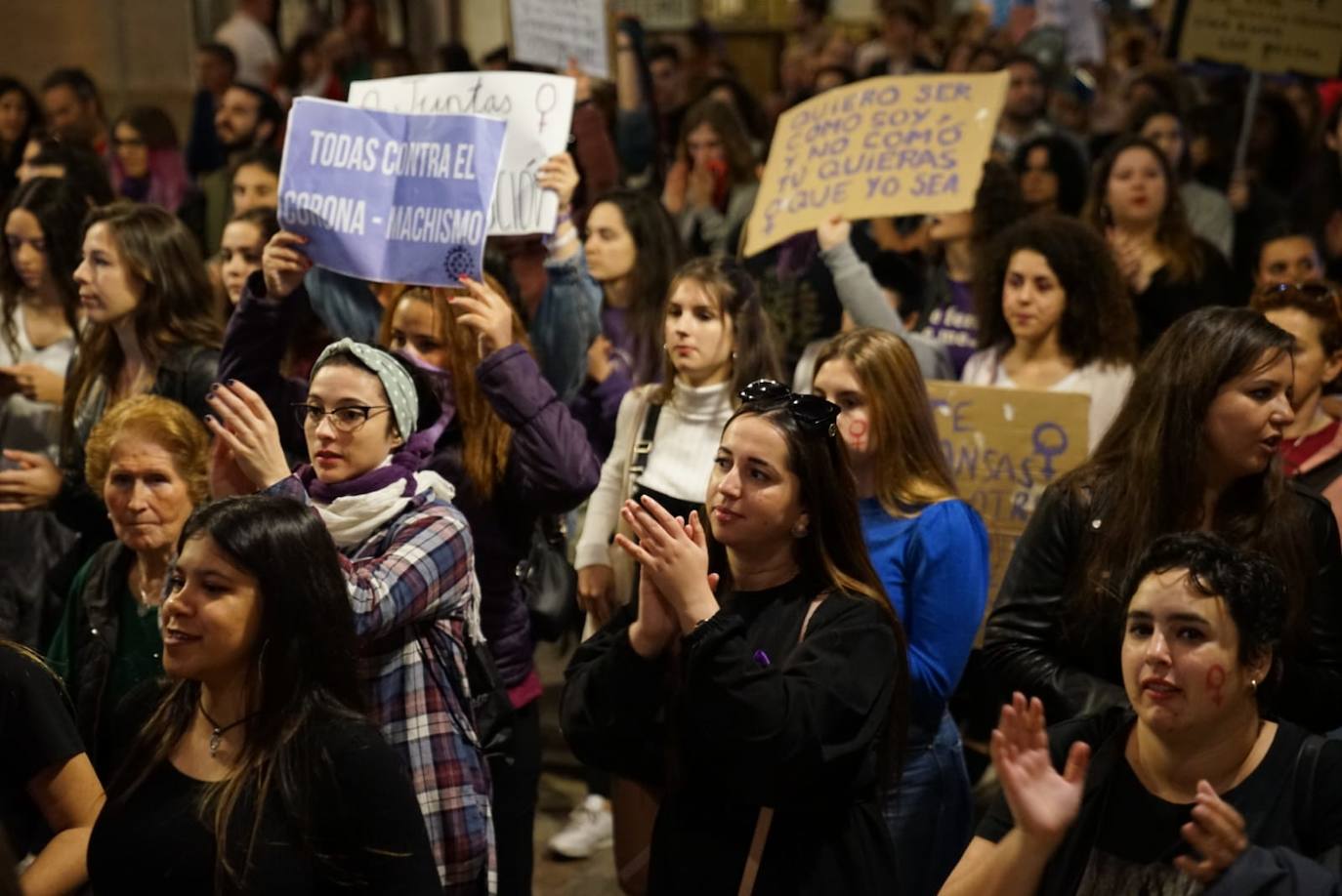 Fotos: La marcha del 8M en Málaga, en imágenes