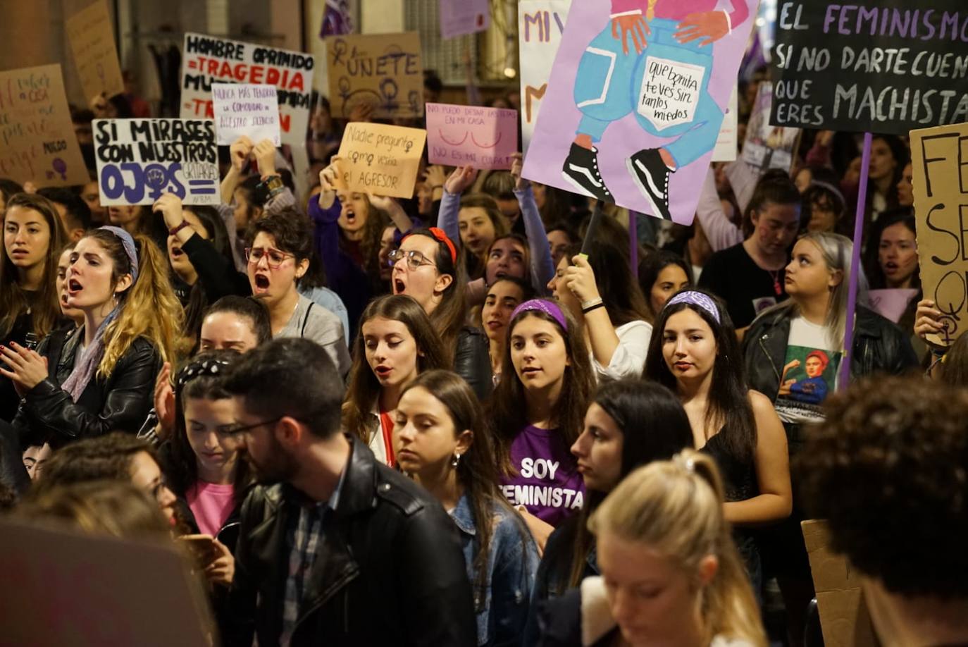 Fotos: La marcha del 8M en Málaga, en imágenes
