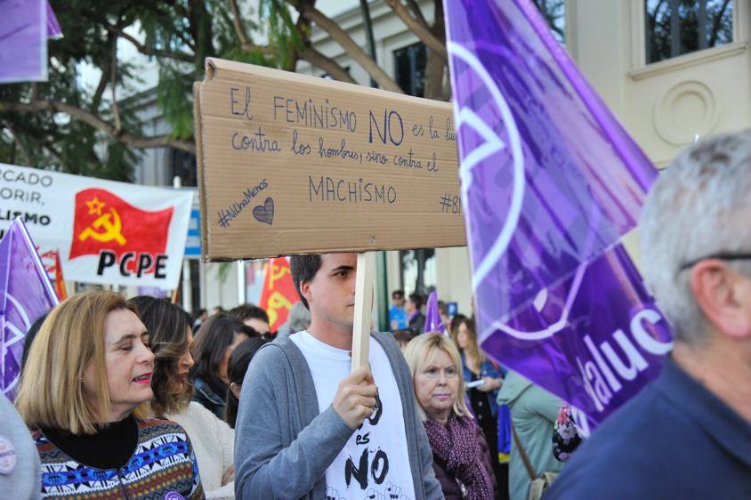Fotos: La marcha del 8M en Málaga, en imágenes