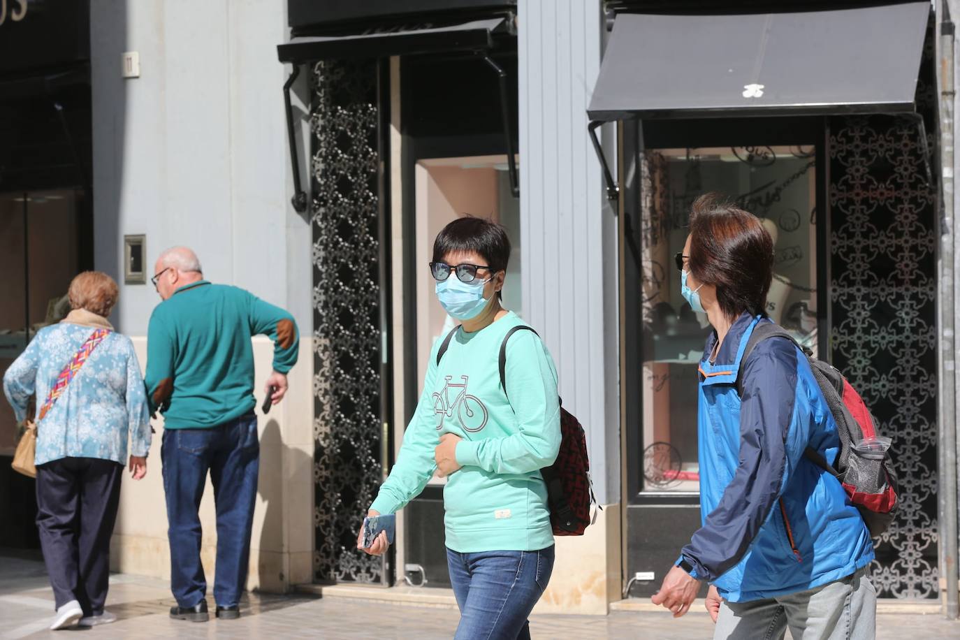 Grupo de turistas por el Centro