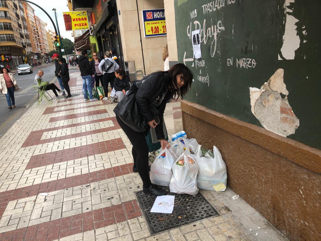 Ambiente en un supermercado de la capital, esta mañana.