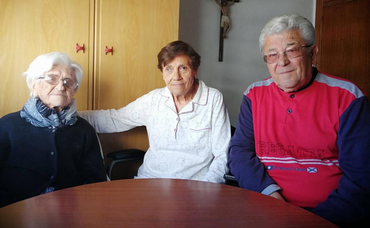 Isabel, la cuarentena a los 106 años: «Lo tenemos que soportar»