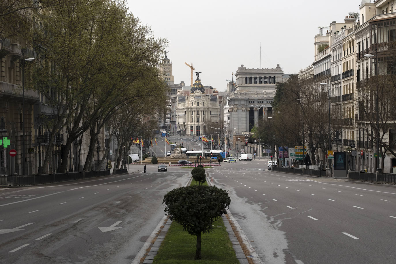 La calle Alcalá hacia Cibeles