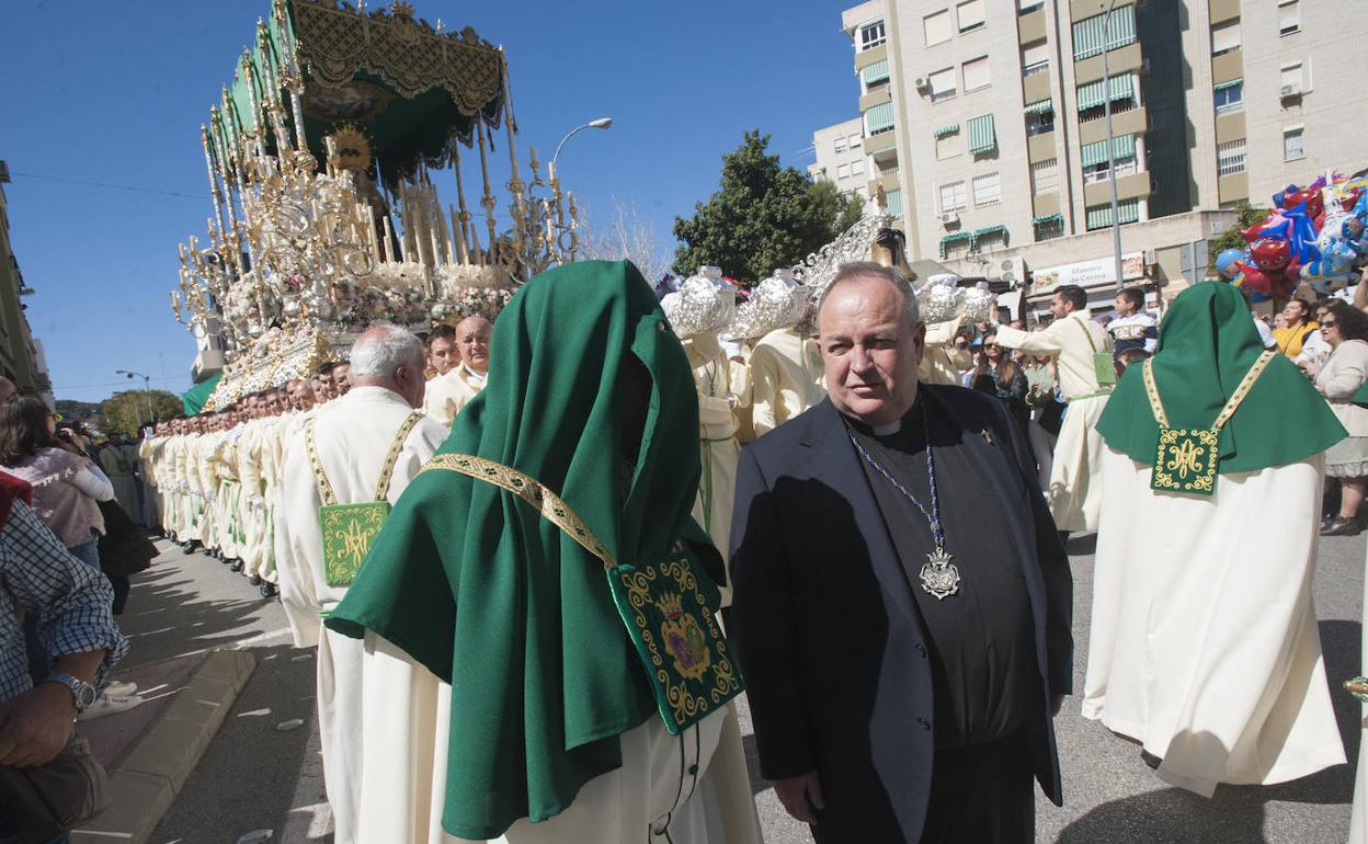 Manuel Ángel Santiago es director espiritual de la Cofradía de Nueva Esperanza. 