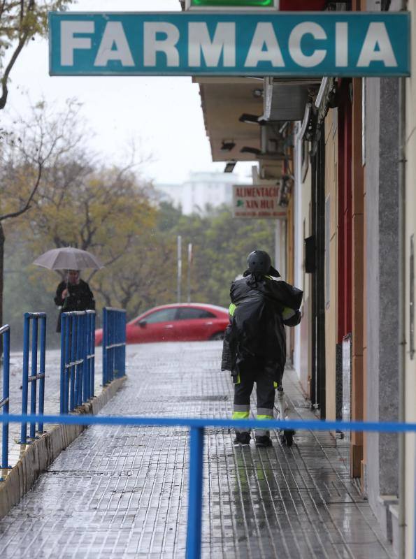 Efectos del temporal en Málaga, este martes.