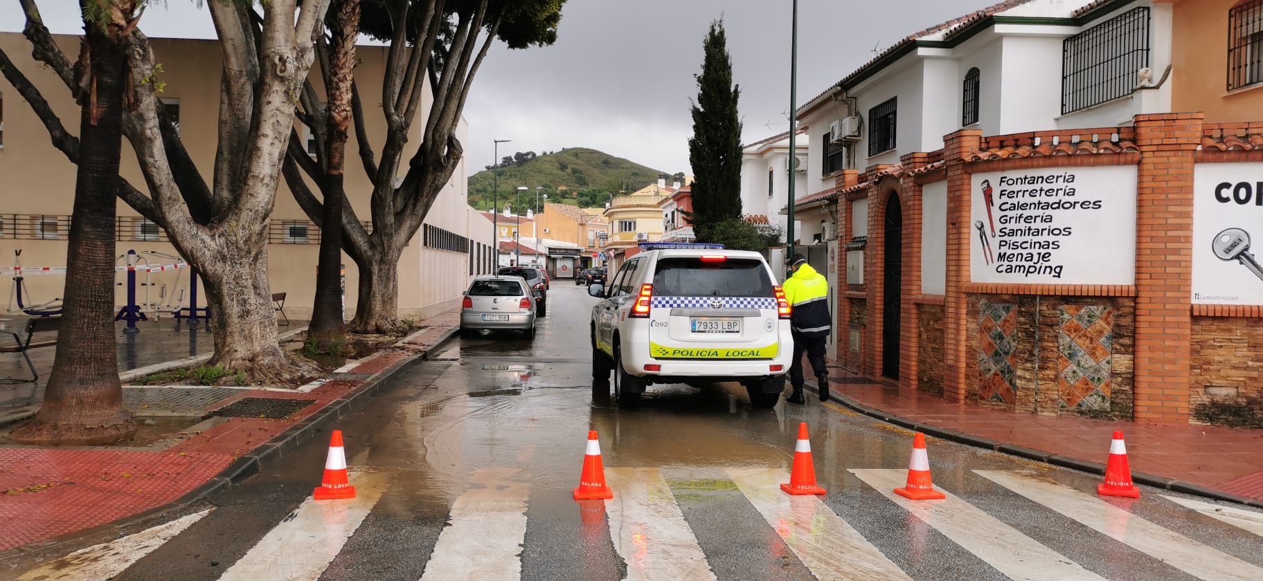 Bomberos y Protección Civil intervienen por pequeñas inundaciones en Campanillas