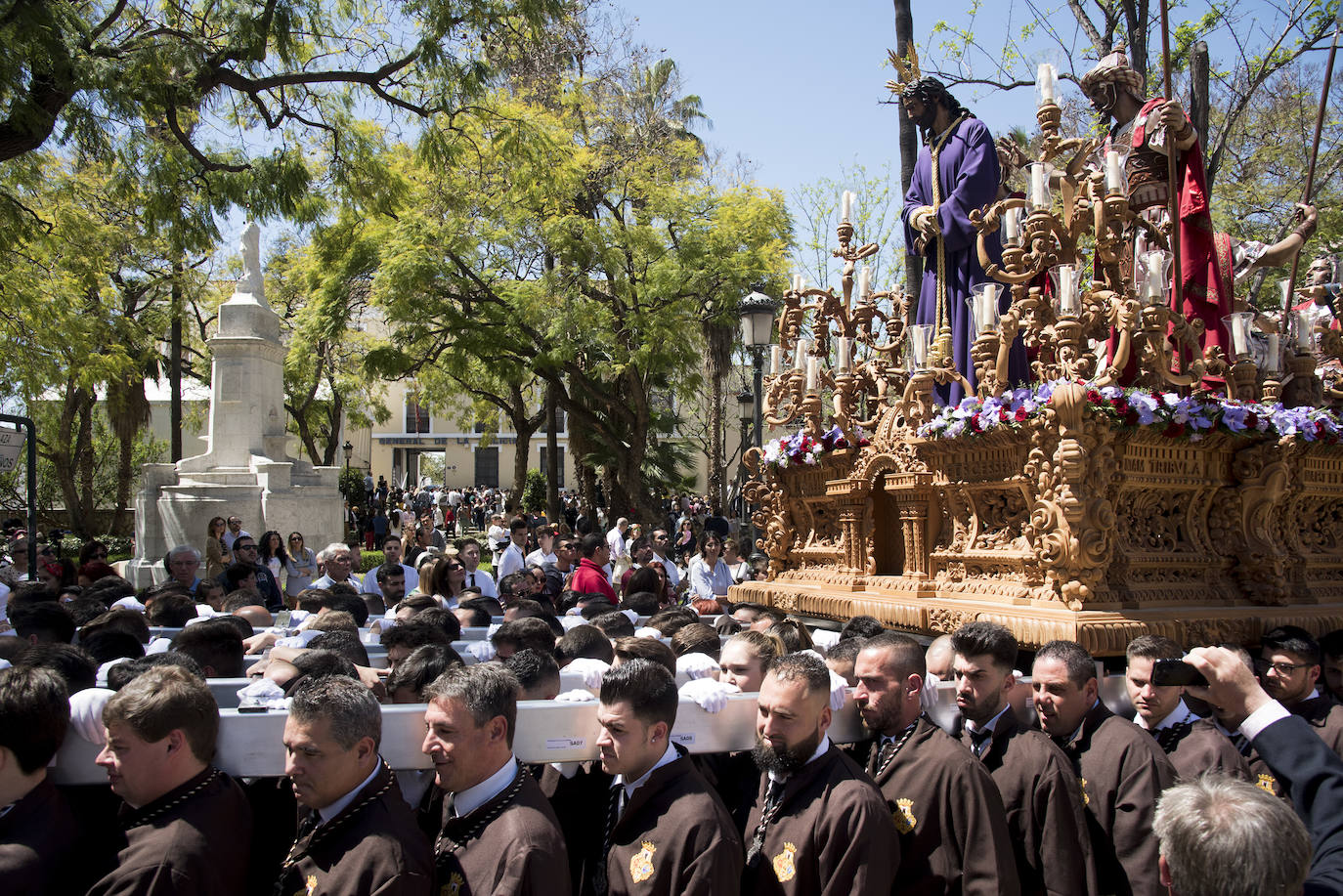 Así fue el inicio del desfile de Dulce Nombre en 2019. 