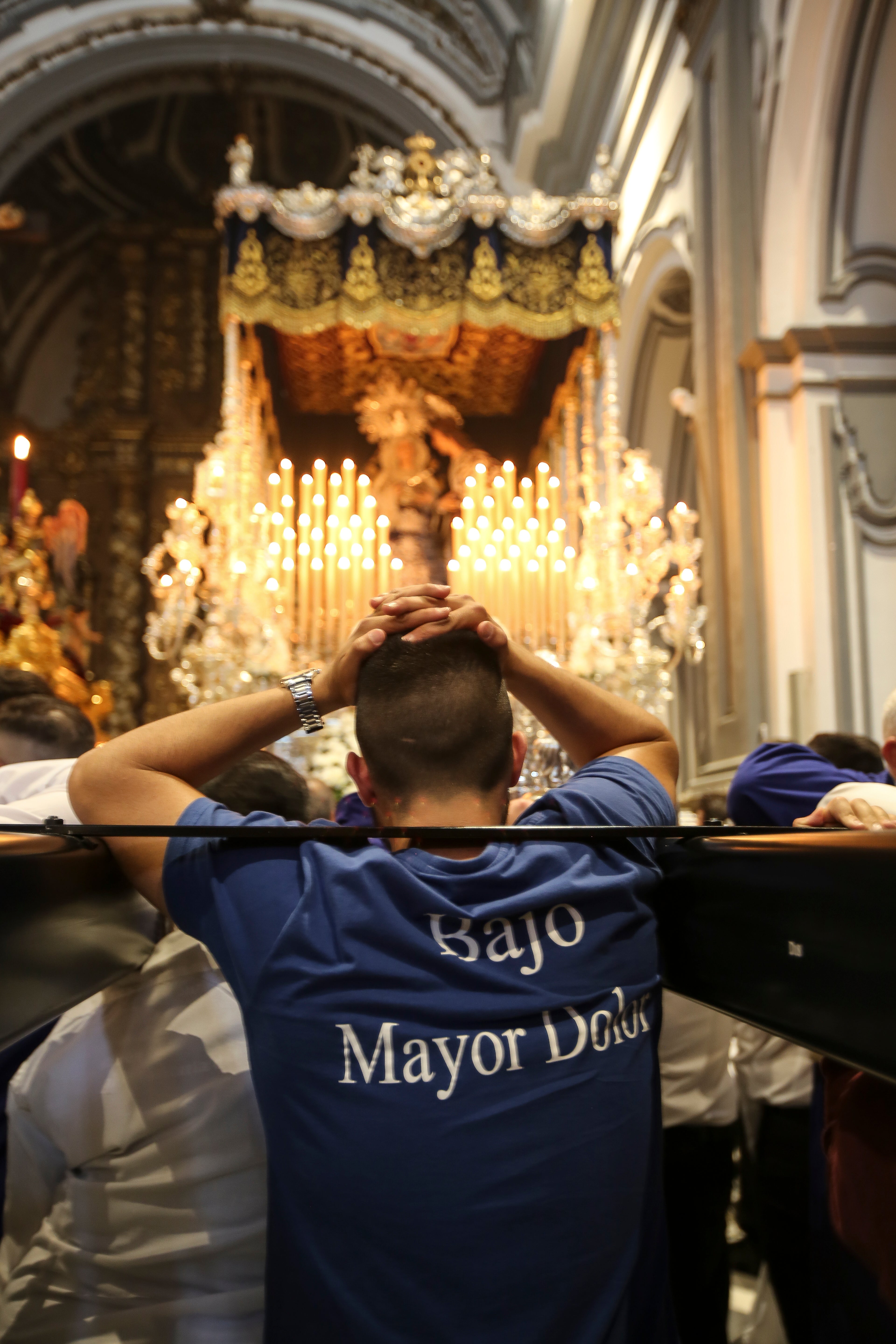 La Santa Vera Cruz, Nuestro Padre Jesús de Azotes y Columna, Ánimas de Ciegos (fundada a mediados del siglo XVI) y el Cristo de la Exaltación en el Miércoles Santo malagueño