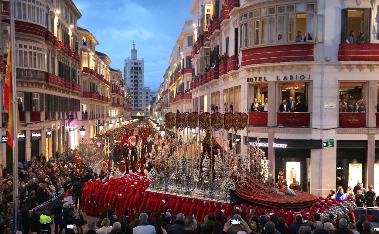 La Virgen de Zamarrilla, en la tribuna oficial el Jueves Santo de 2019.