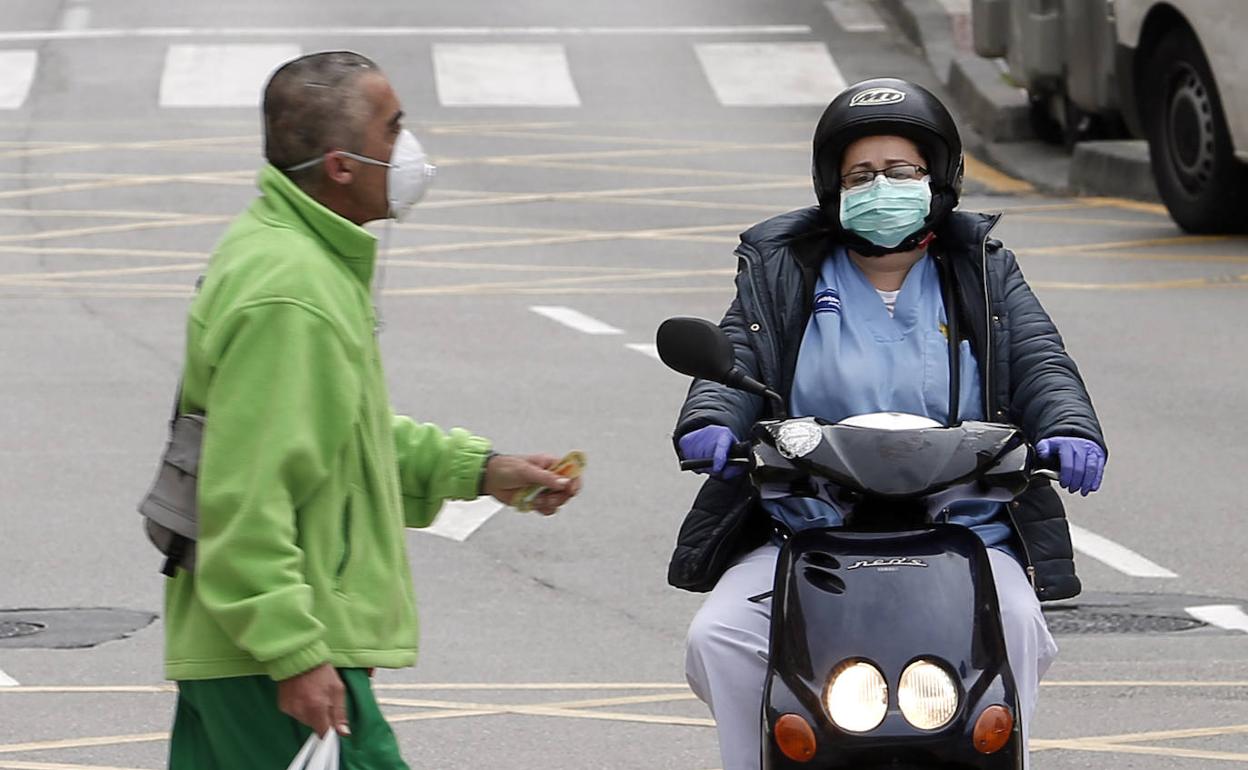 La Junta reparte más de 66.000 mascarillas para el personal de la ayuda a domicilio en la provincia