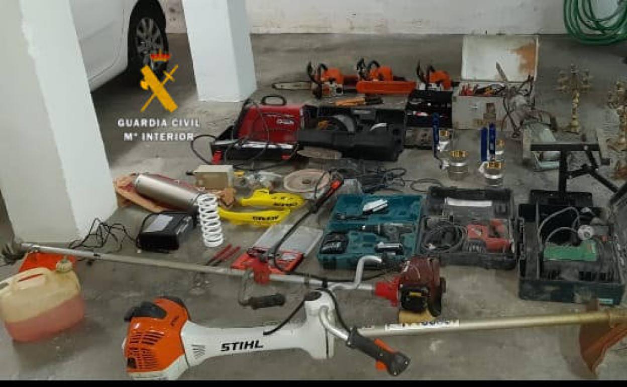 Algunos de los artículos sustraídos por este grupo familiar 