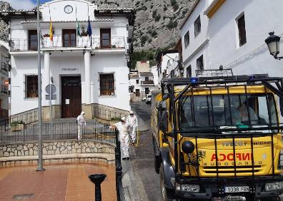 Imagen secundaria 1 - El operativo en Yunquera, Valle de Abdalajís y Serrato. 