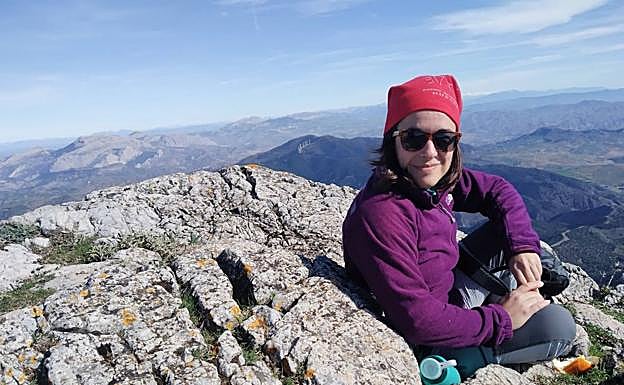 Carla Danelutti hace unos meses en una ruta de senderismo por el interior de la provincia de Mälaga.