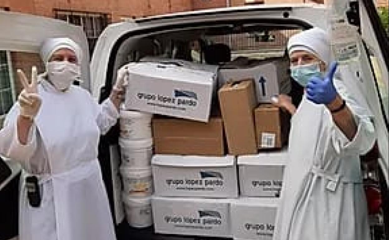 López Pardo realiza una donación de alimentos a las Hemanitas de los Pobres. 