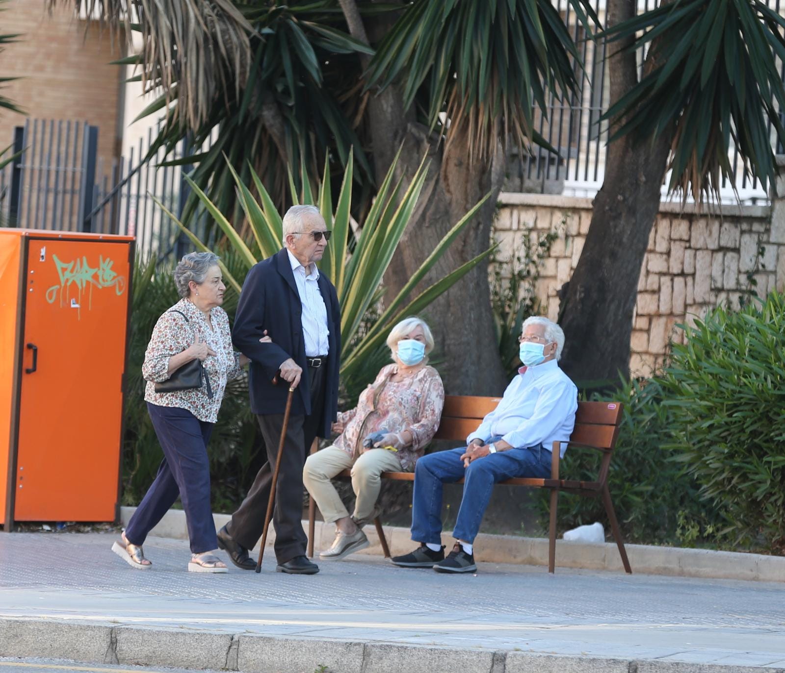 El inicio del desconfinamiento deja imágenes que no se veían en las calles desde hacía al menos 48 días