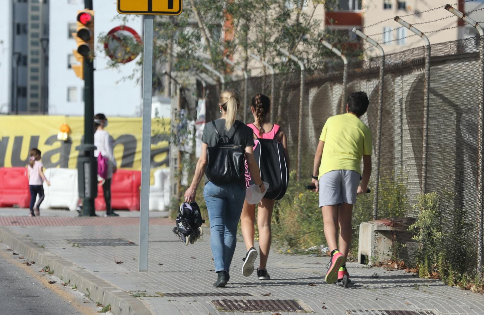 El inicio del desconfinamiento deja imágenes que no se veían en las calles desde hacía al menos 48 días