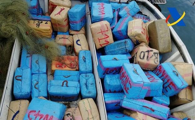 Imagen de archivo de un cargamento de hachís intervenido en otra operación desarrollada en Málaga.